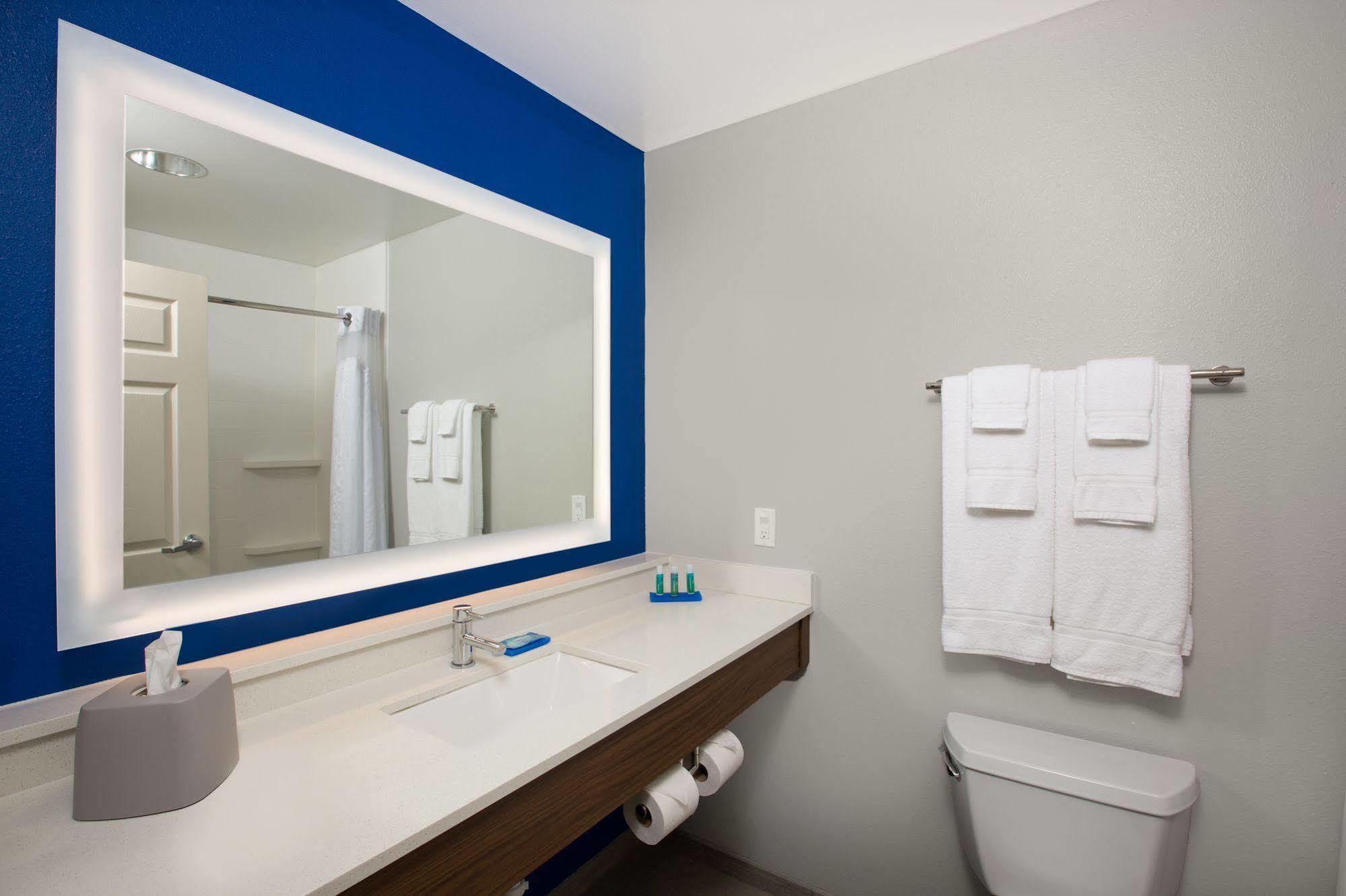 Holiday Inn Express Hastings By Ihg Kültér fotó